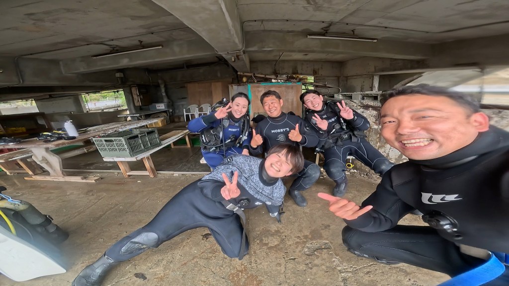 午前、午後潜ってきました。