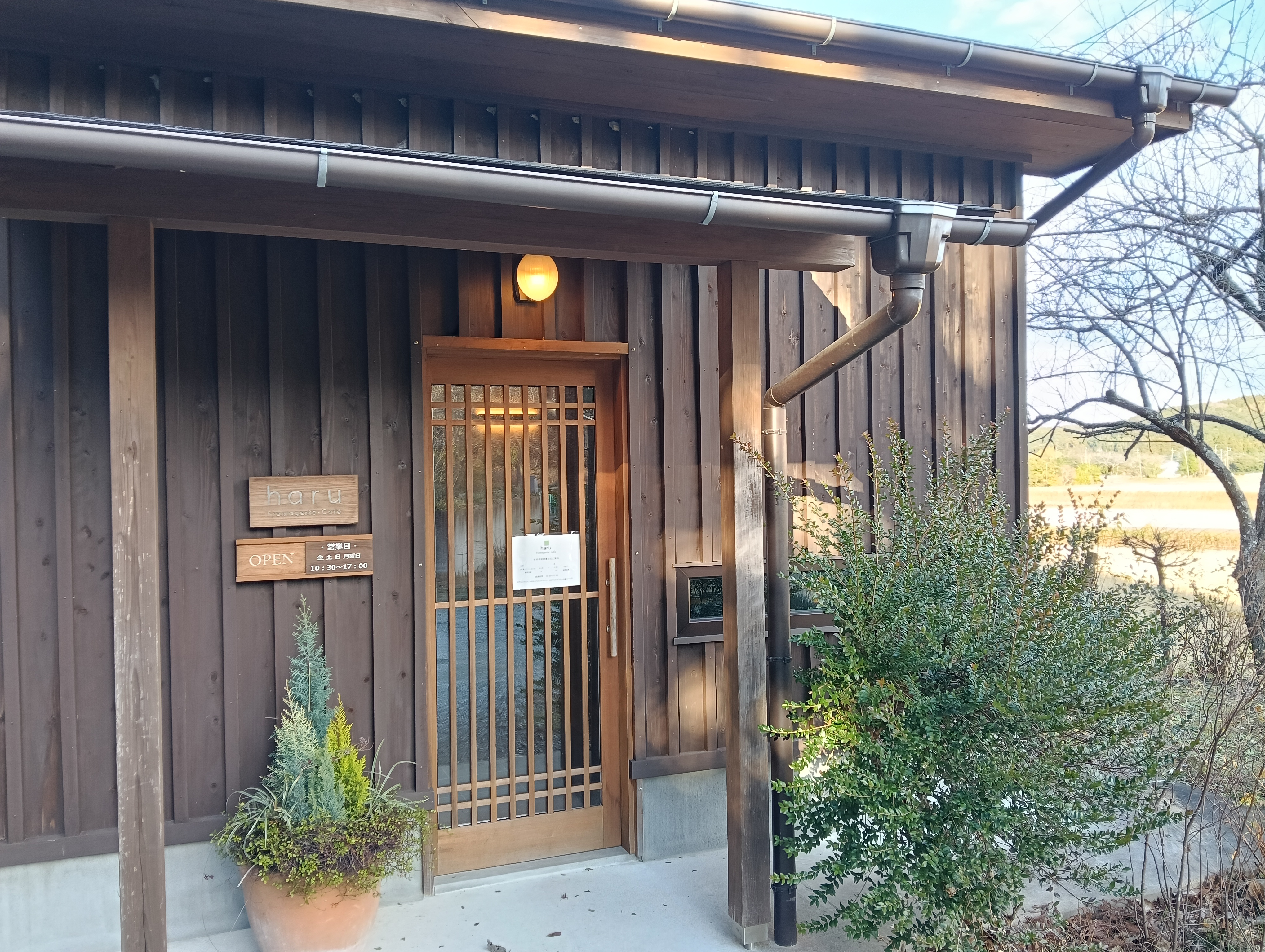 明日から潜ってきます。